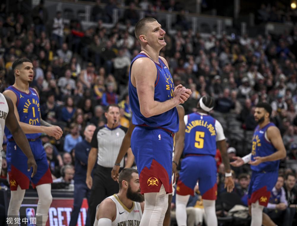 尤其是在曼 尤其是在曼