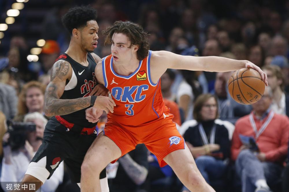 员李佳以无 员李佳以无